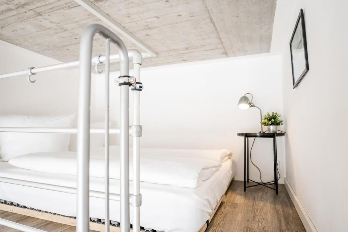 Industrial Loft In Mitte Appartement Berlijn