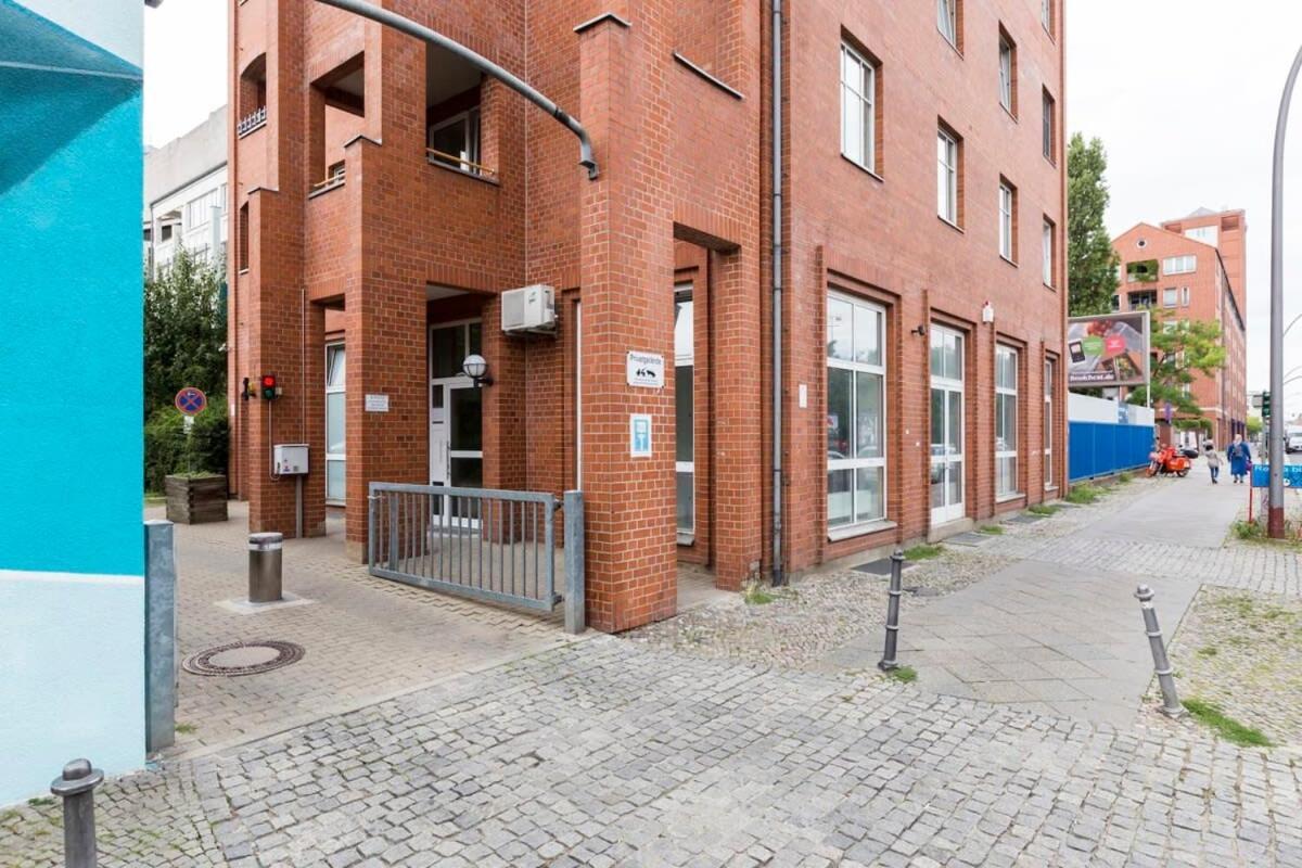 Appartement Industrial Loft In Mitte Berlijn